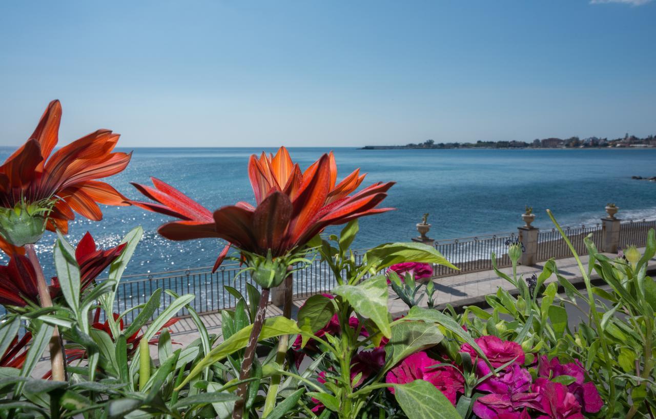 Joanna Studio Flat Giardini Naxos Dış mekan fotoğraf